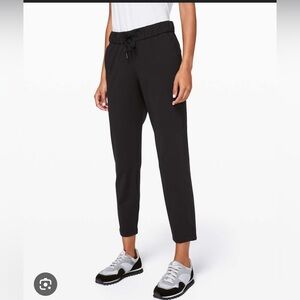 Lululemon On The Fly pants